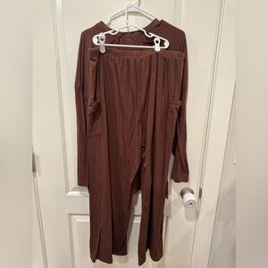 Cozy Women's Brown Pajama Set - Soft Long Sleeve Top & Pants